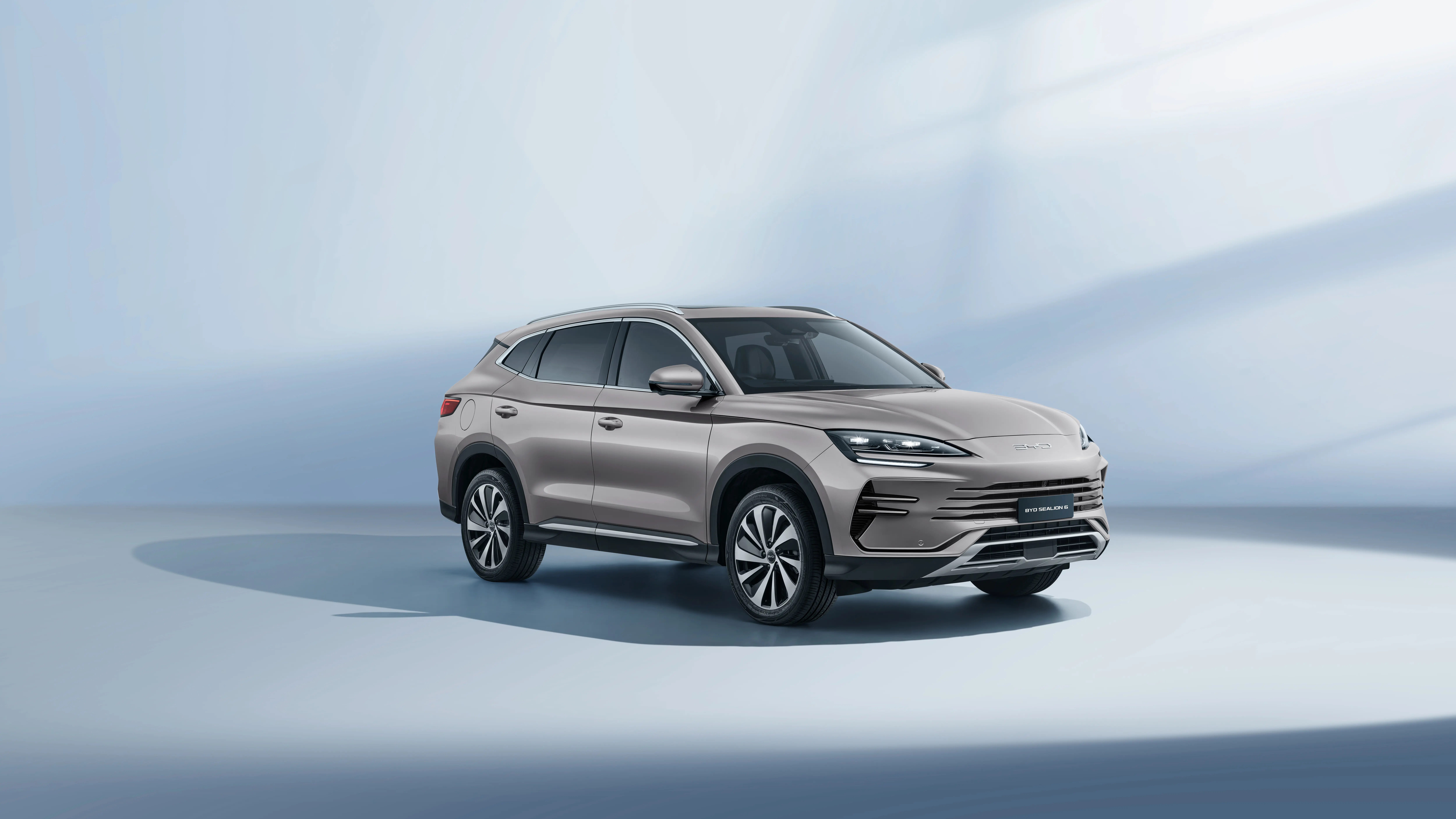 BYD Sealion 6 gallery